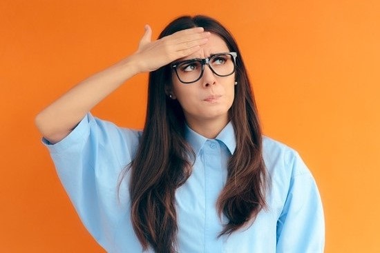 В чем особенности работы бухгалтеров, на удаленной работе, в штате компании, на рынке Казахстана?